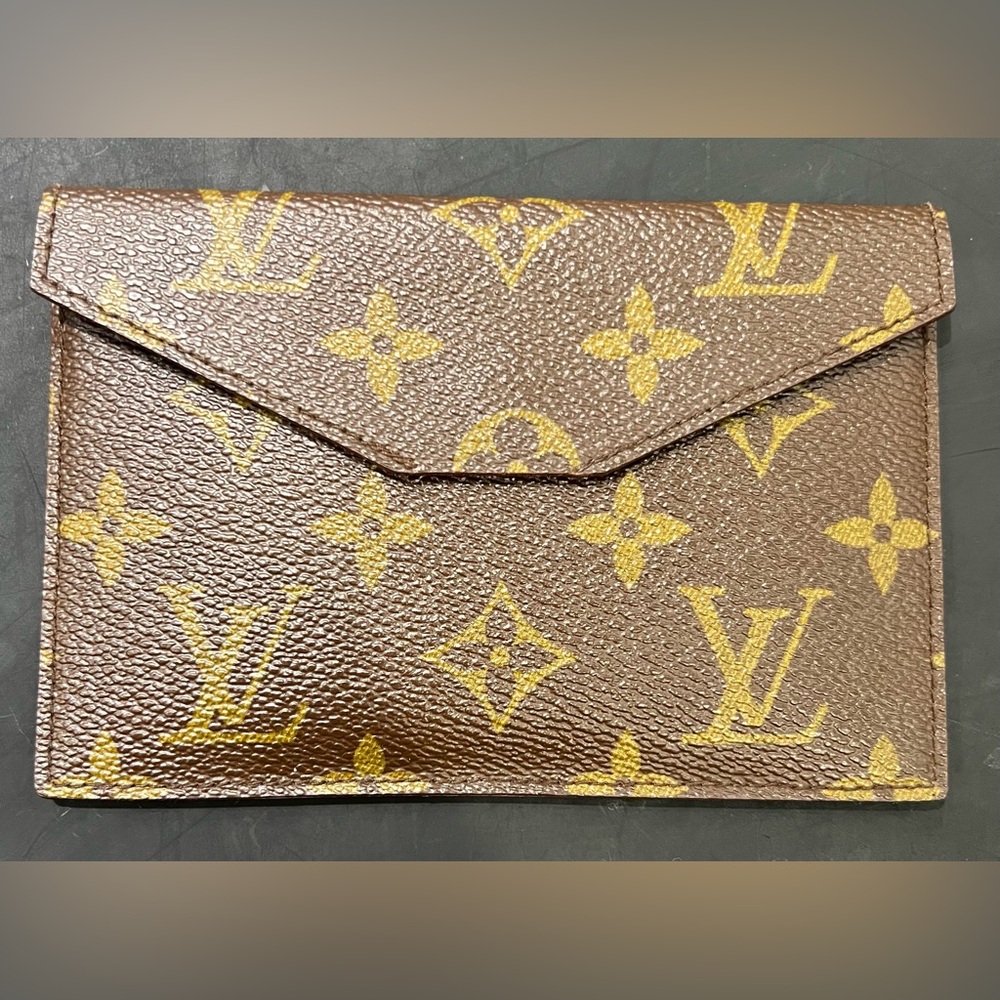 Louis Vuitton Rare 1980'S Card Case Envelope